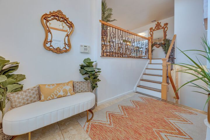 dreams of Paradise Luxury Home w / Pool!