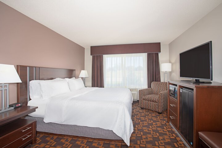 Holiday Inn Express & Suites Yankton by IHG