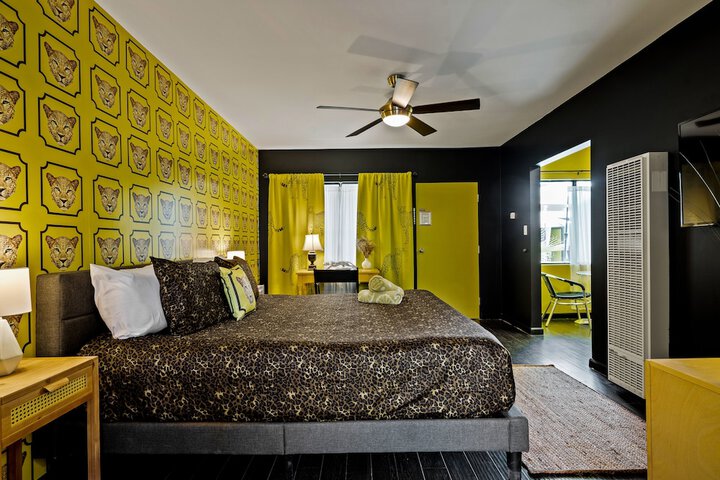 Room 20 of 26