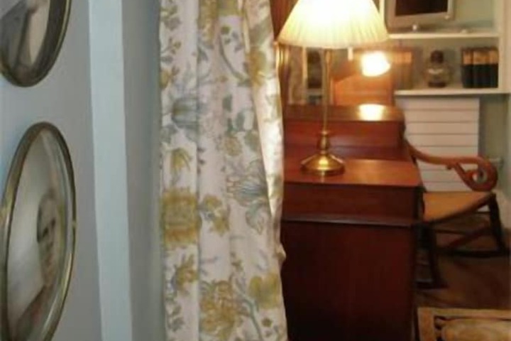 Room 154 of 238