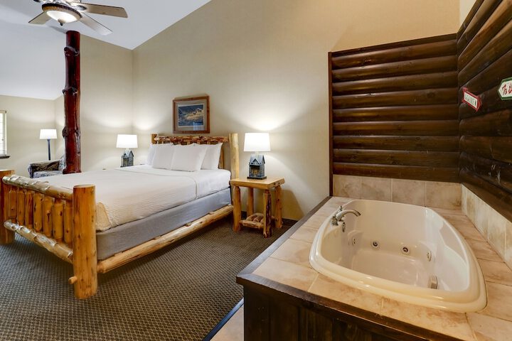 Room 21 of 69