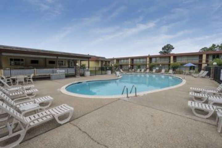 Quality Inn Near Fort Benning