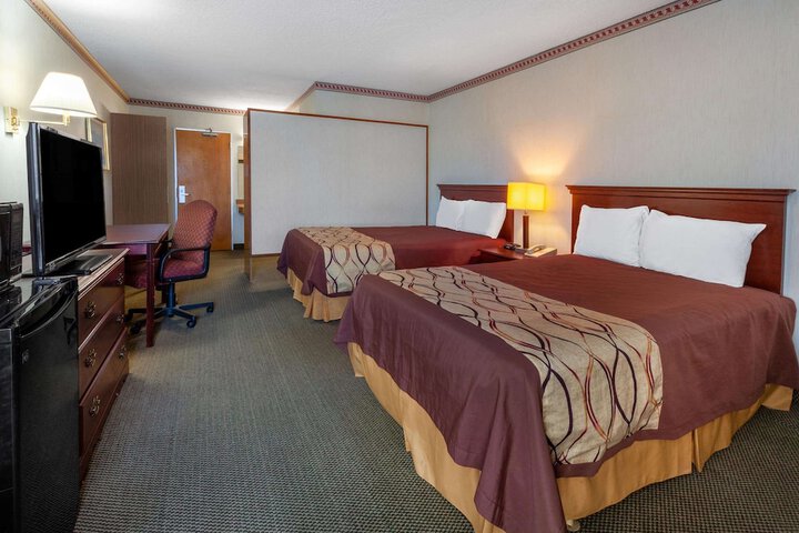 Room 17 of 25