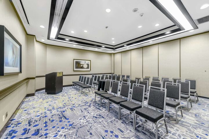Embassy Suites by Hilton Anaheim Orange