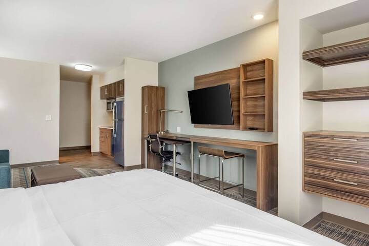 Room 16 of 29