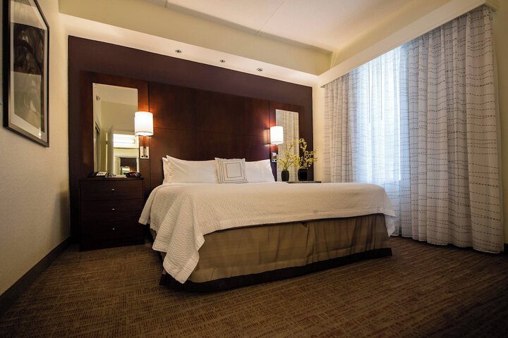 Room 46 of 106