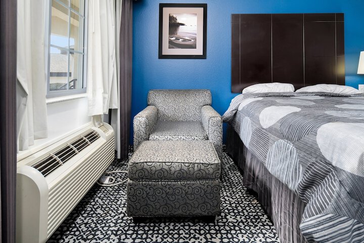 Room 19 of 51