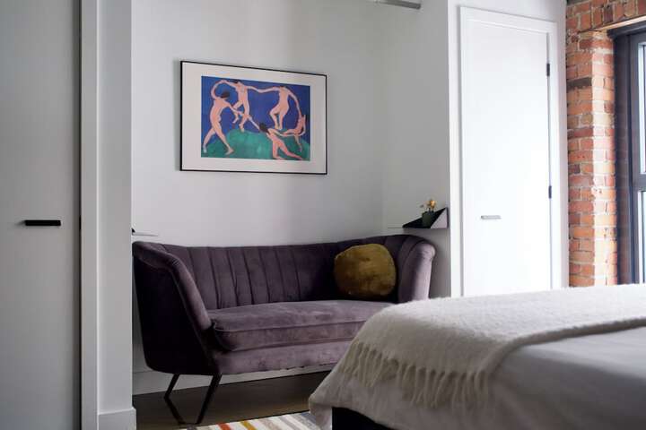 Room 61 of 142