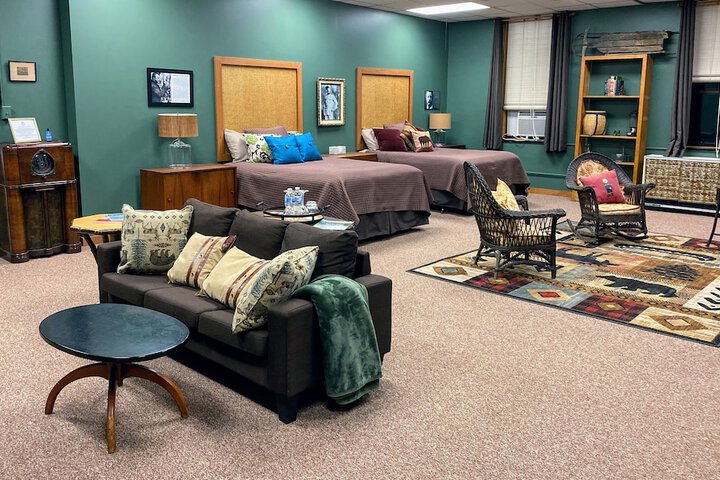 Room 15 of 37