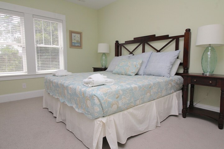 Beacon Villas at Corolla Light Resort by KEES Vacations