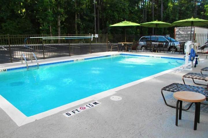 Spark by Hilton Port Wentworth Savannah