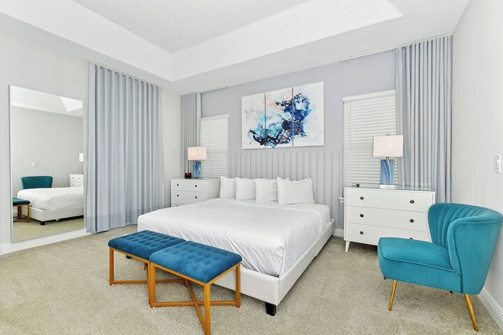 Encore Resort and Water Park at Reunion by Rentyl