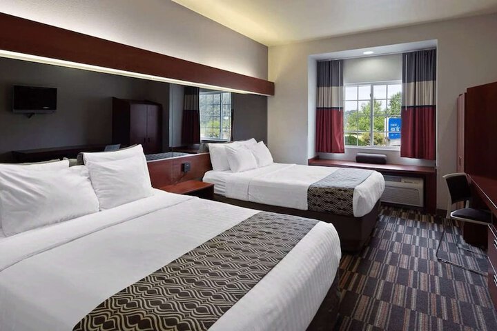 Room 15 of 24