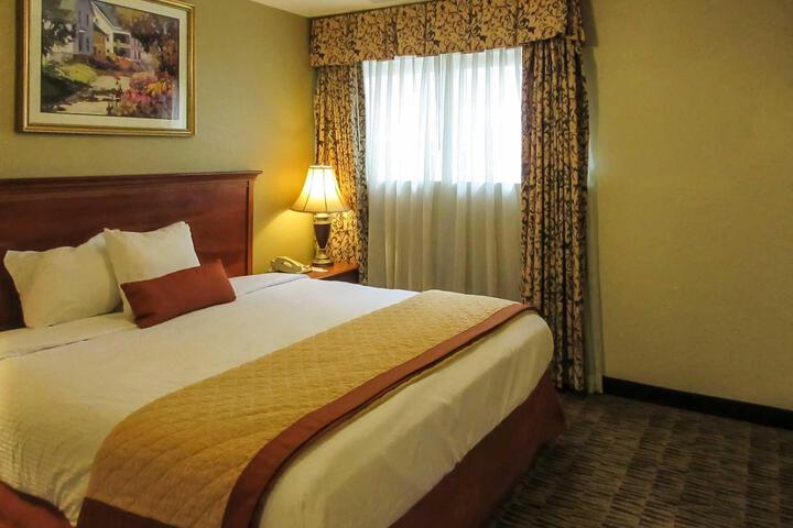 Suburban Extended Stay Hotel - Omaha