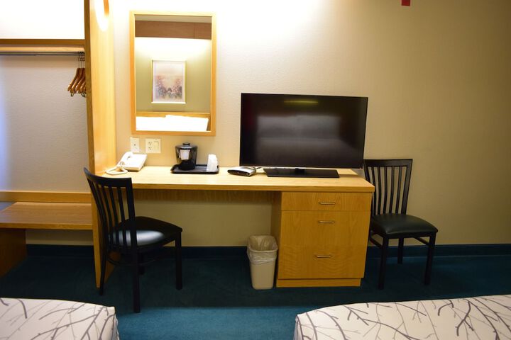 Room 17 of 29