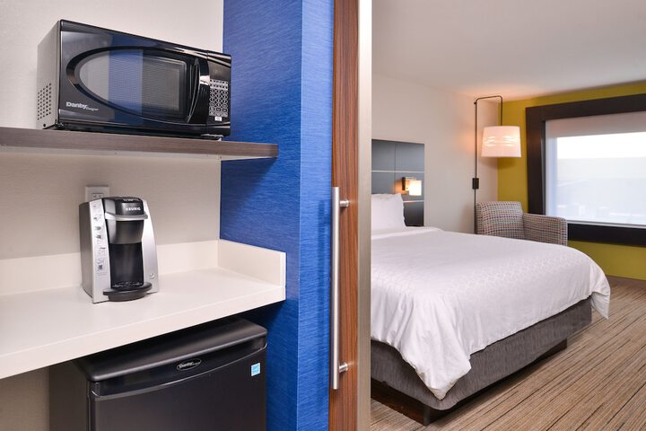 Room 21 of 43