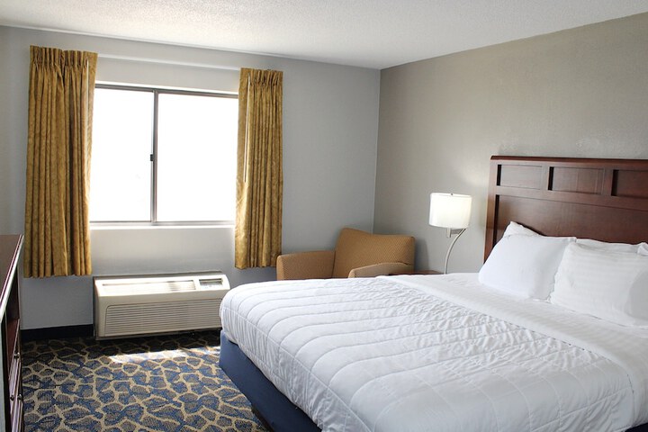 Room 21 of 37