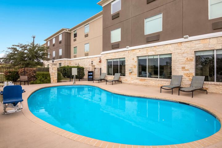 Pool 5 of 31