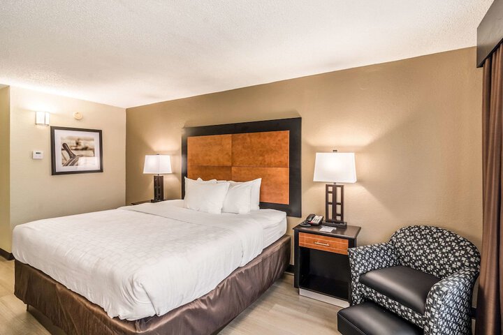 Room 15 of 29