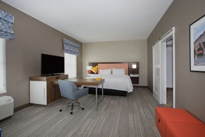 Room 20 of 42