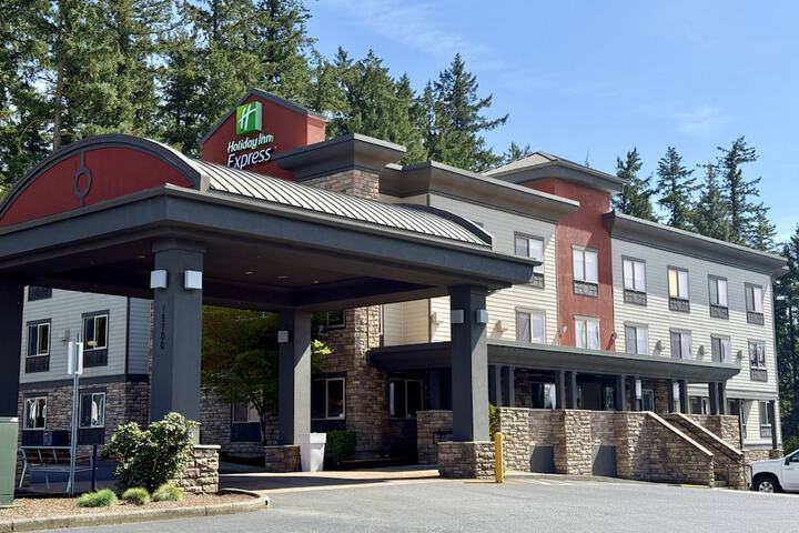 Holiday Inn Express Portland South-Lake Oswego by IHG