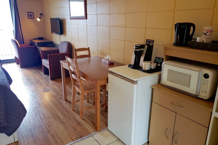 Breakfast/Coffee Service 50 of 72