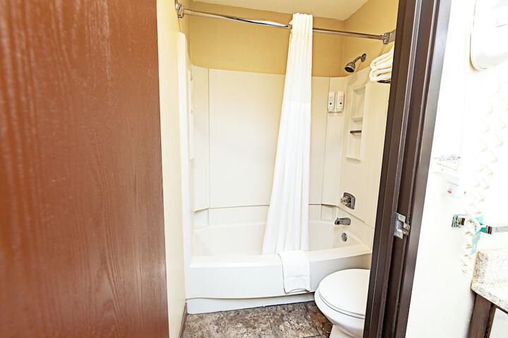 Quality Inn & Suites Marinette
