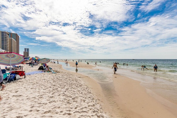 Beach 25 of 31