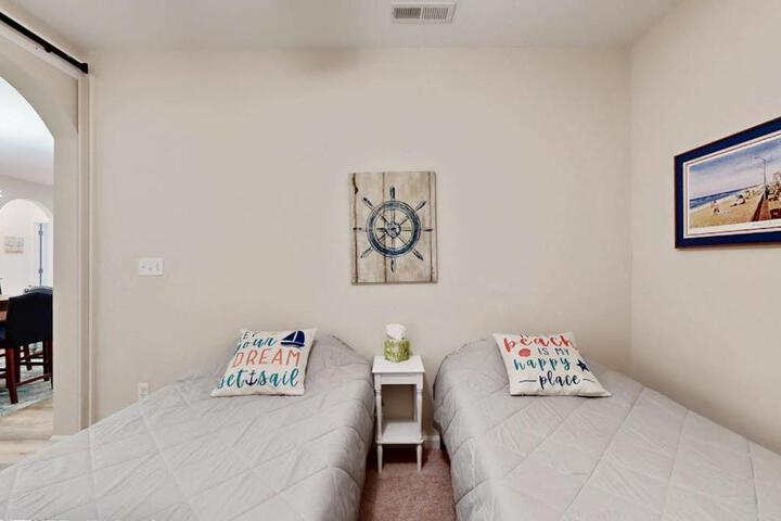Bayside Resort --- 31574 Winterberry Pkwy Unit 305B