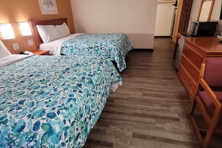 Room 16 of 53