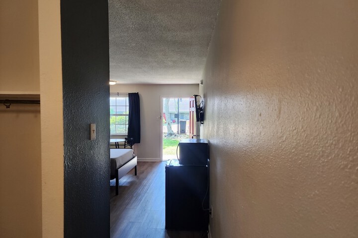 Room 17 of 20