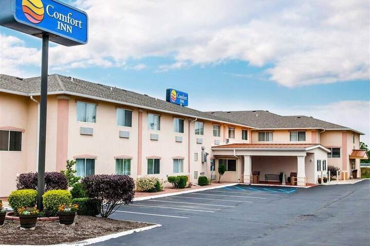 Baymont by Wyndham Richmond I-70