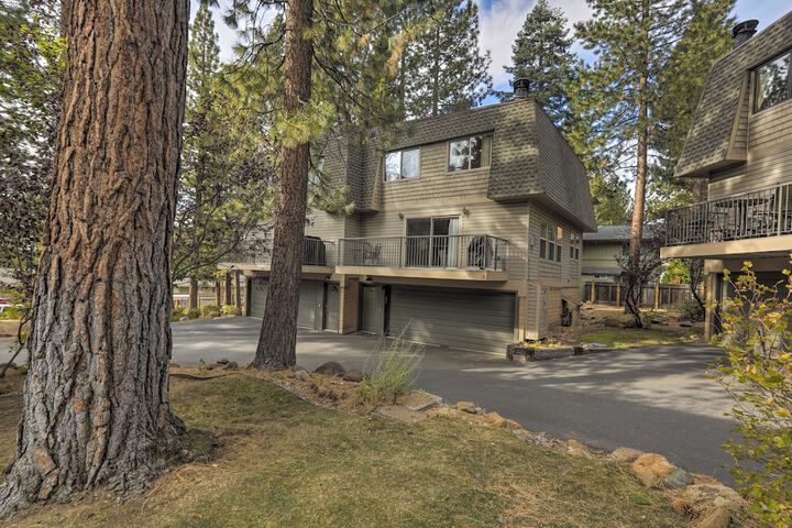3 Mi to Skiing! Incline Village Retreat w / Sauna