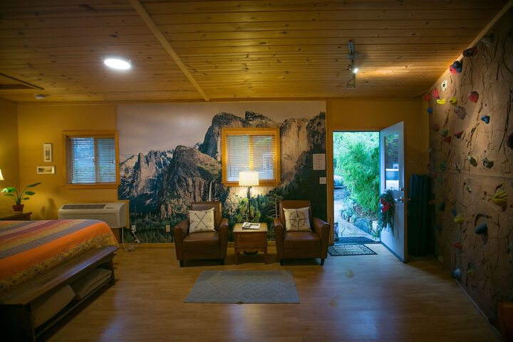 Outside Inn