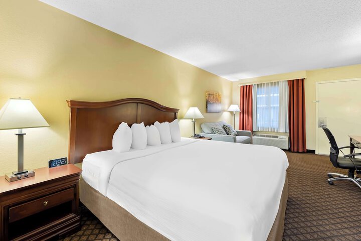 Best Western Coach House