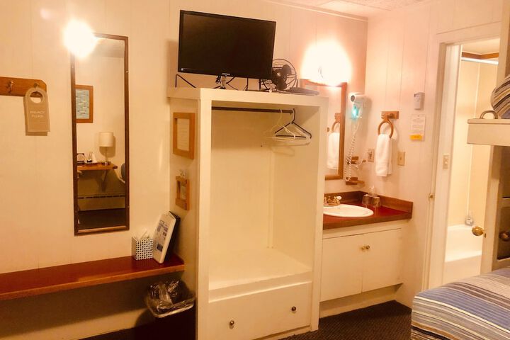 Room 91 of 130