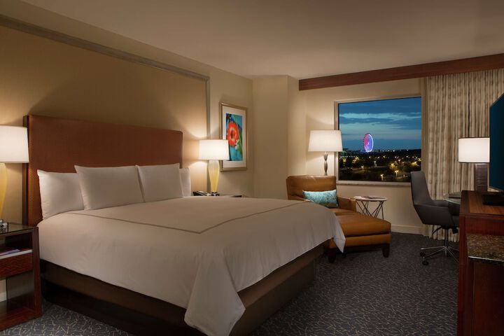 Room 43 of 114