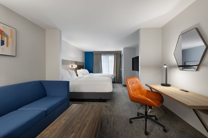Room 20 of 51