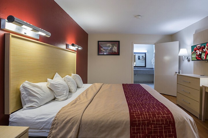 Room 10 of 31