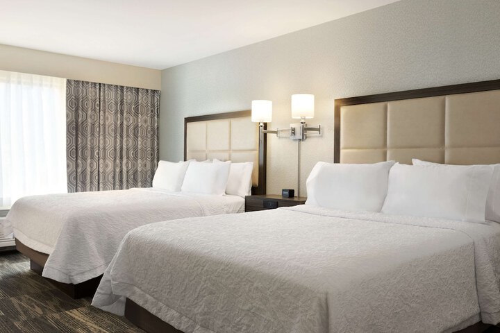 Hampton Inn & Suites Niles / Warren