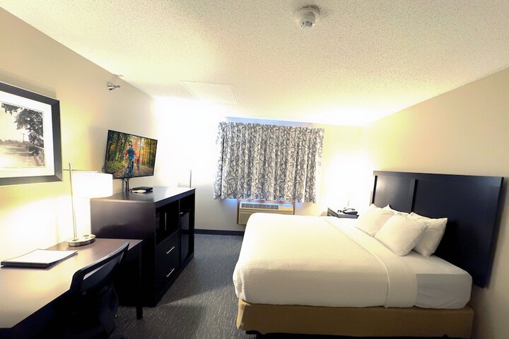 Room 22 of 34