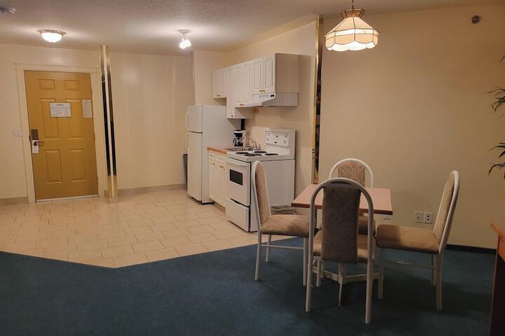 Room 17 of 48