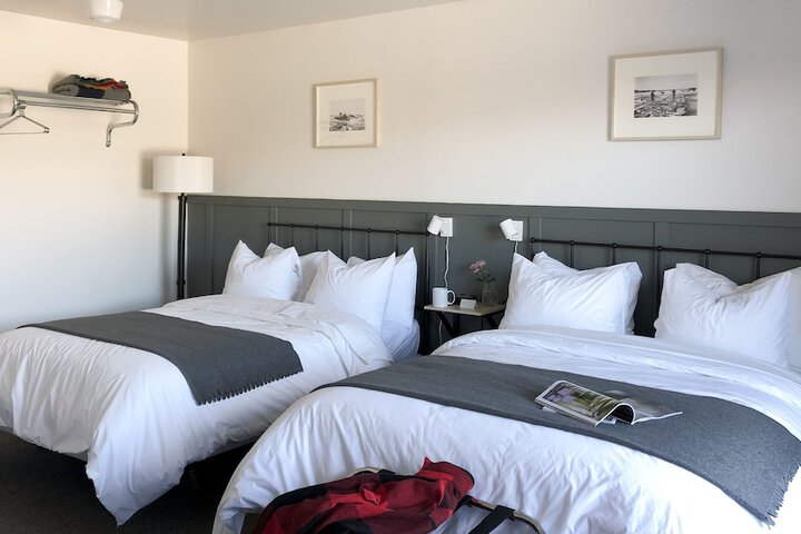 Room 32 of 34