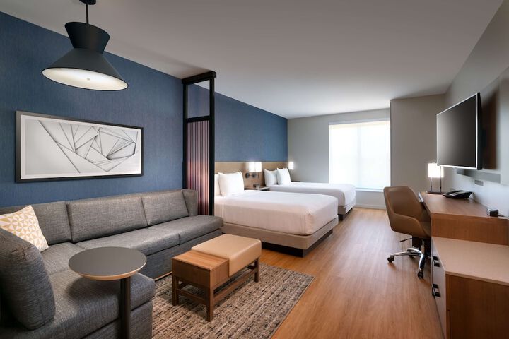 Room 26 of 33