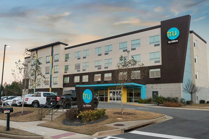 Hotel 6 of 52