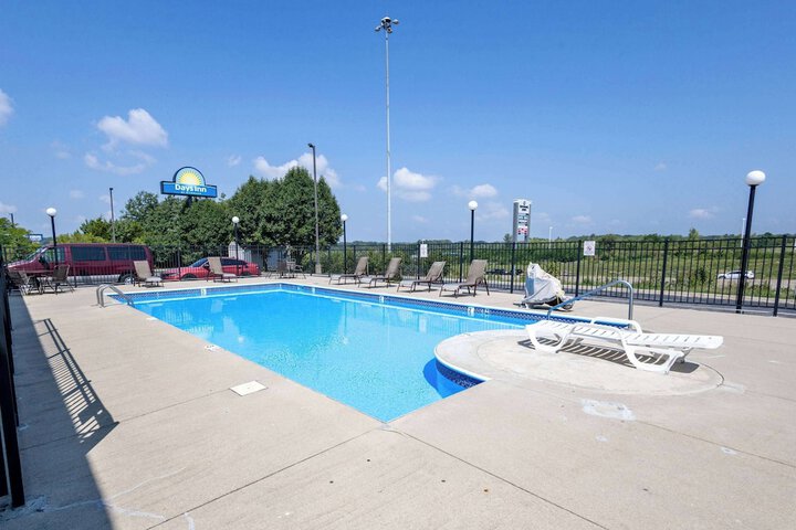 Pool 3 of 37