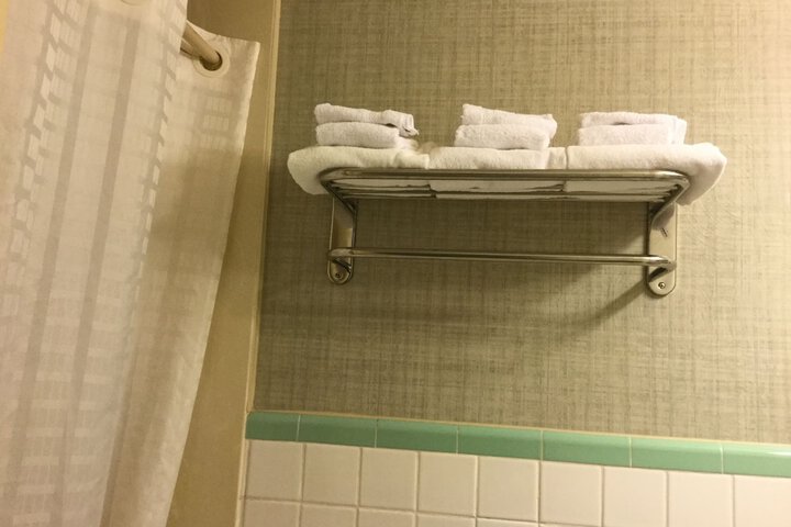 Room 20 of 39