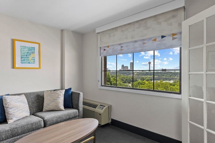 Room 102 of 129