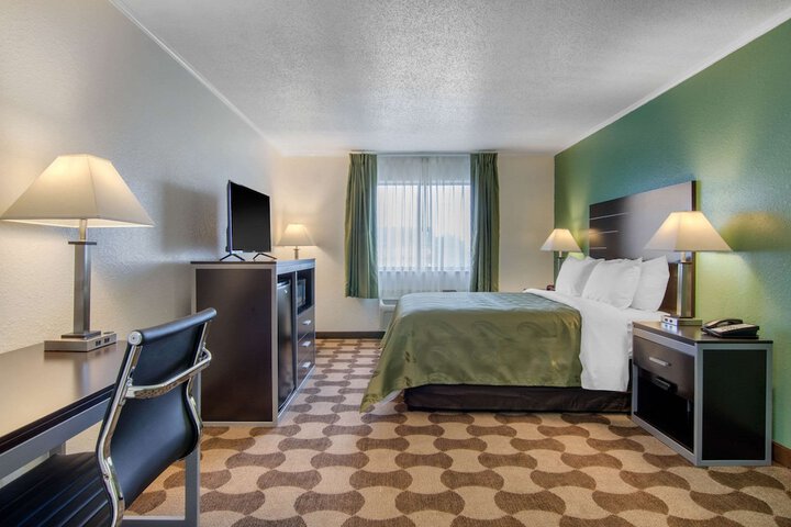 Room 29 of 46
