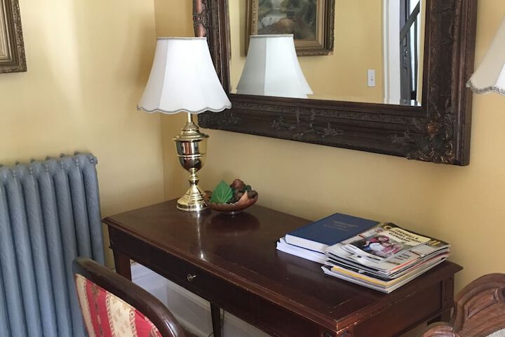 Auberge Chesleys Inn